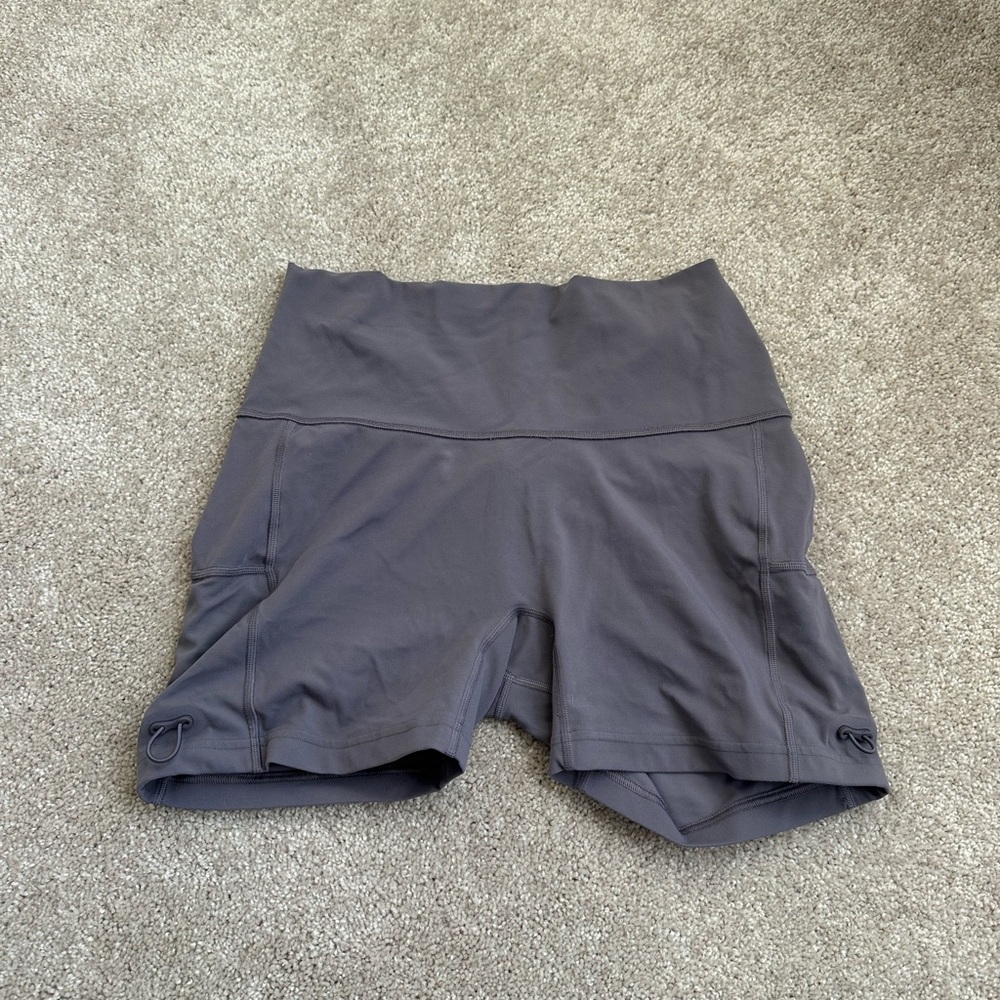 Gymshark legacy ruched tight shorts